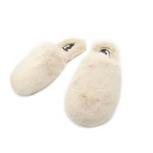 NIB $50 VHNY Cream Fuzzy Slippers With Hard Sole Size EU36